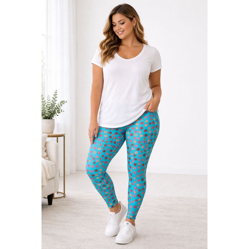 Curvy Leggings Donut Print Turquoise OS Plus Size Buttery Soft Dessert NWT